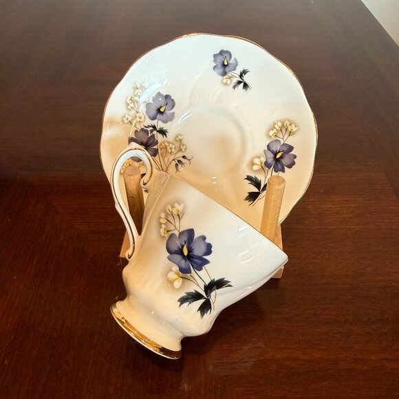 Royal Grafton English Tea Cup and Saucer Set - Purple-Grey Flowers - Picture 1 of 5